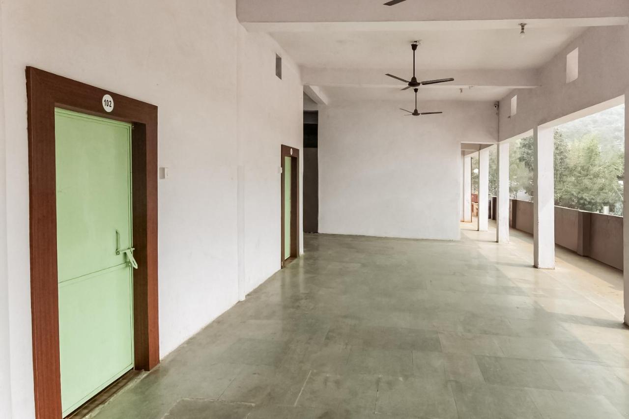 Oyo 69647 Yash Lodge Jabalpur Eksteriør billede