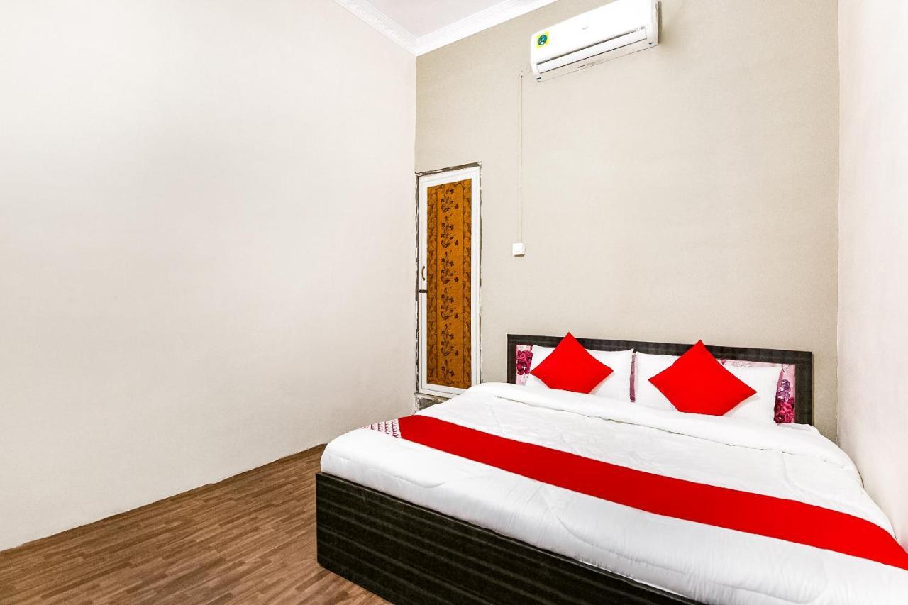 Oyo 69647 Yash Lodge Jabalpur Eksteriør billede